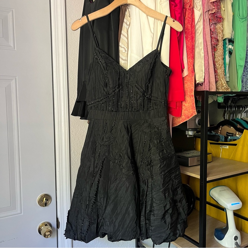 SUE WONG black vintage beaded sleeveless‎ bubble hem mini dress